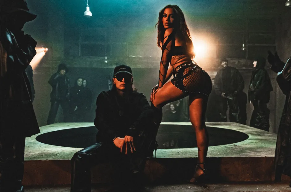 Anitta's Sensual Rhythm and PUZZY's Empowering Fragrance
